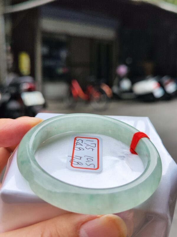 冰種起膠飄綠花正圈手鐲