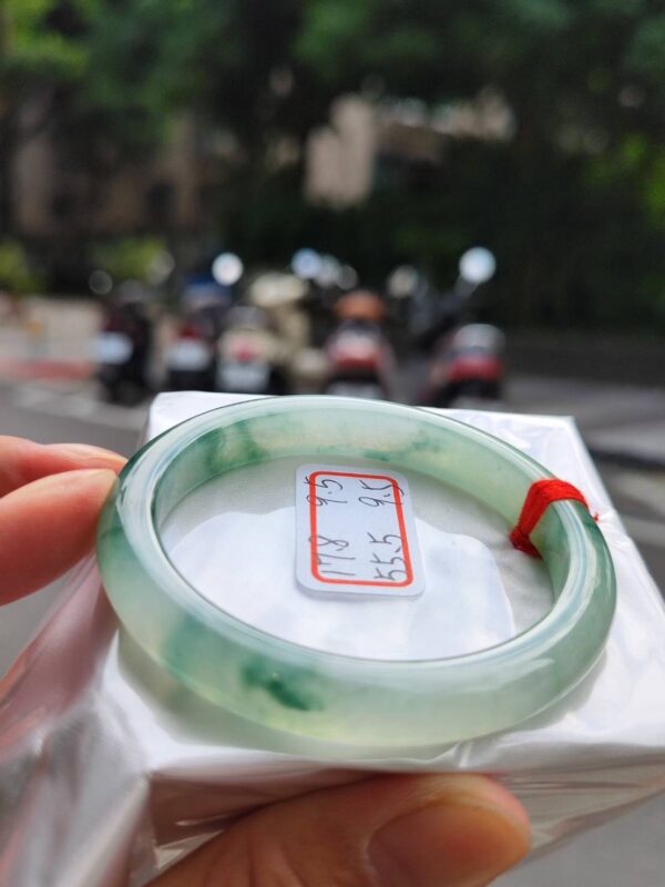 冰玻起膠飄綠花正圈手鐲