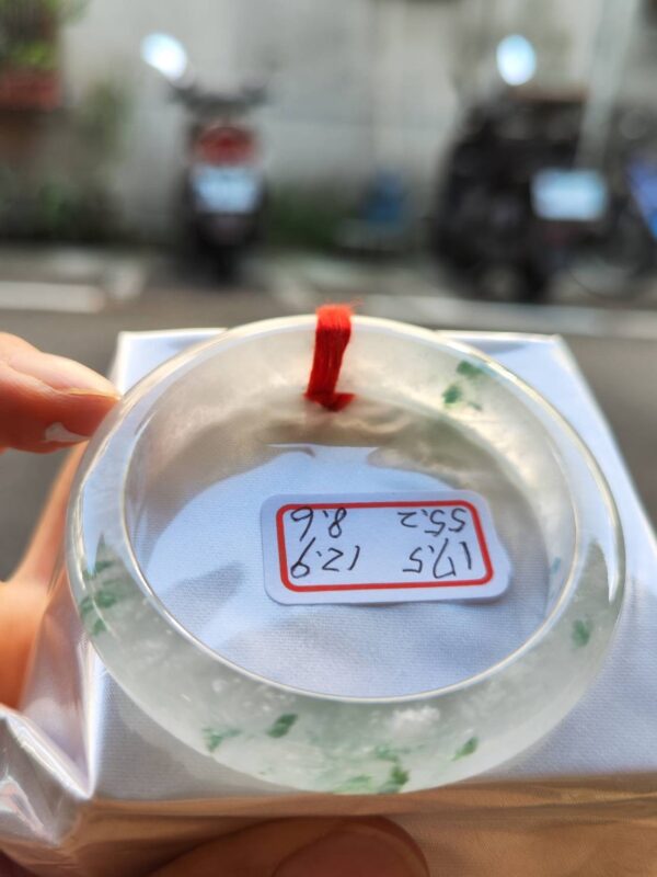 頂級放光玻璃種飄綠花正圈超厚庄手鐲