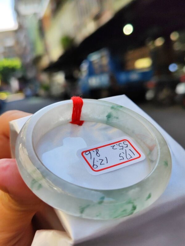 頂級放光玻璃種飄綠花正圈超厚庄手鐲