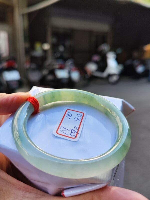 冰透起膠飄綠花正圈圓骨手鐲