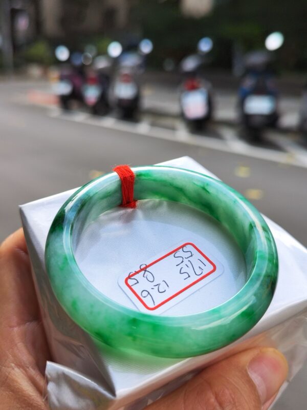 飄正陽綠正圈厚庄手鐲