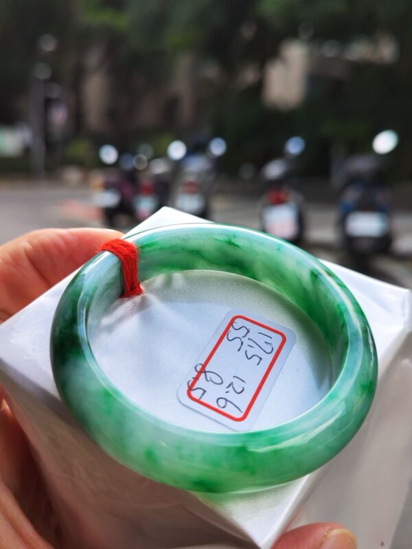 飄正陽綠正圈厚庄手鐲