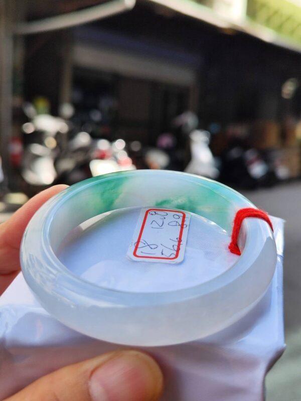 冰種飄綠花正圈厚庄手鐲