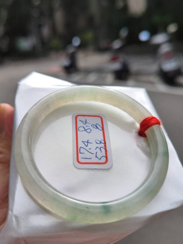 冰透起膠飄花圓骨手鐲