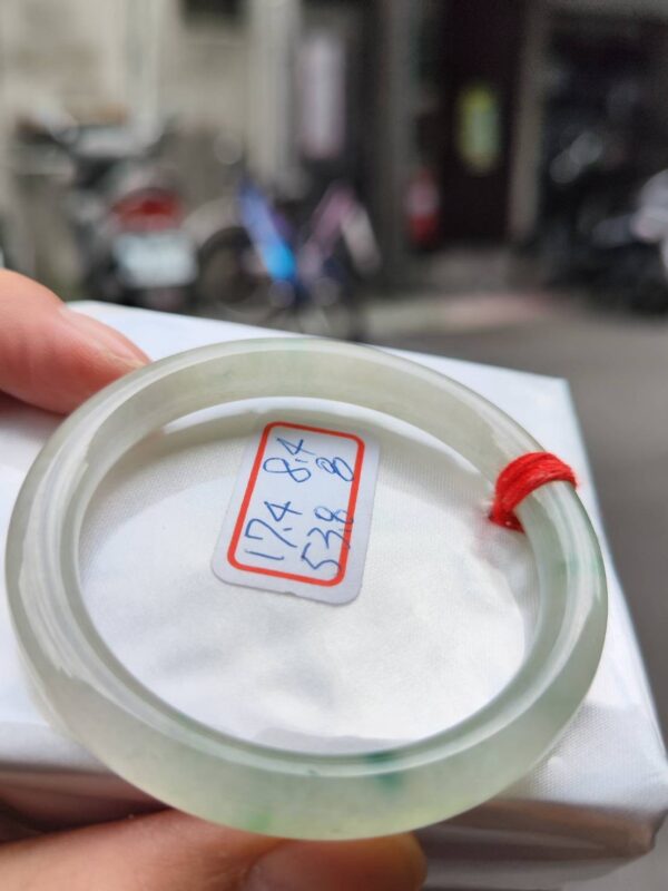 冰透起膠飄花圓骨手鐲