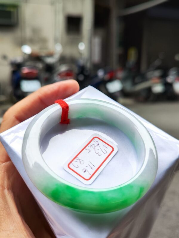 飄正陽綠 正圈厚庄手鐲