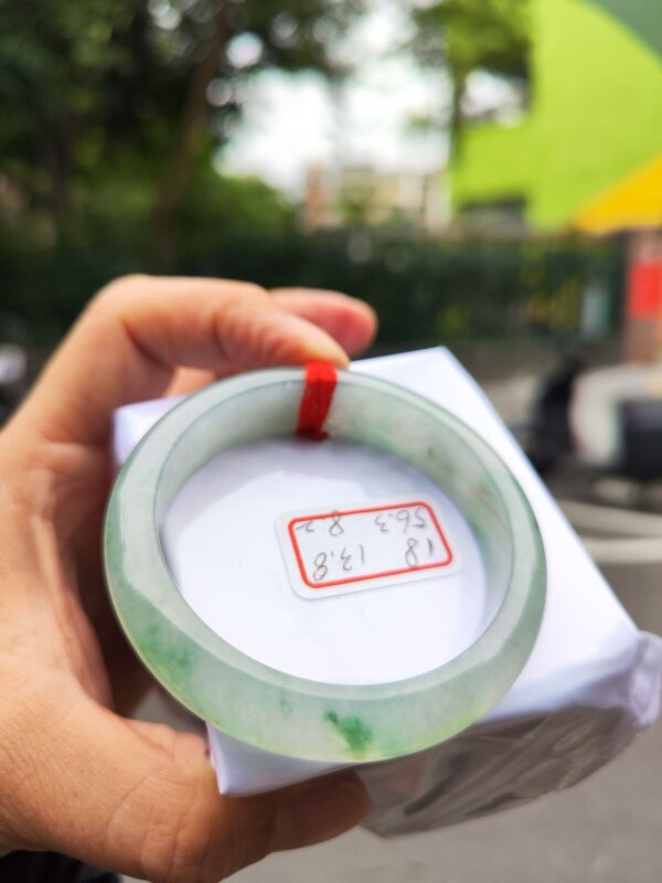 放光玻璃種飄綠正圈手鐲