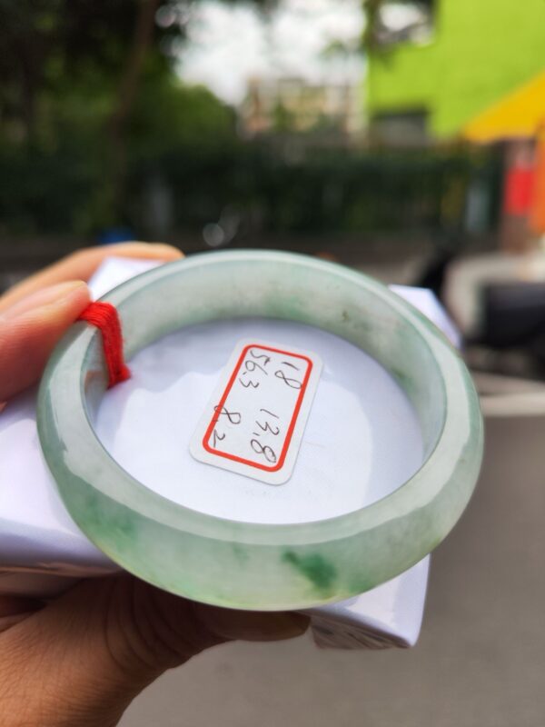 放光玻璃種飄綠正圈手鐲