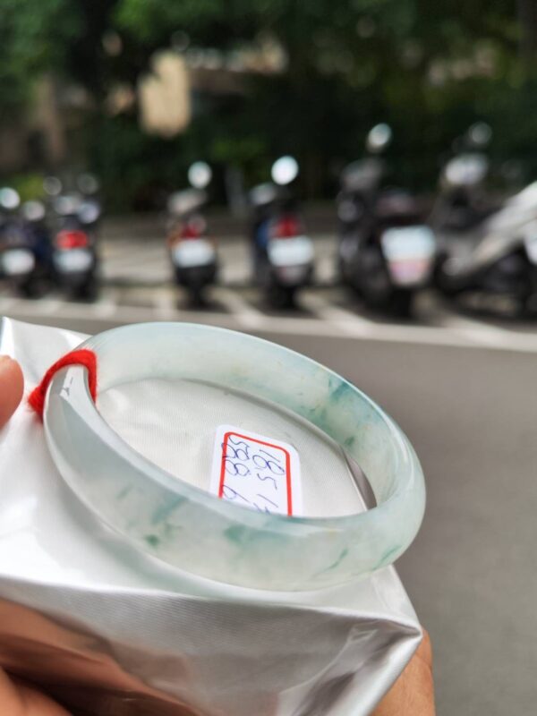 放光玻璃種飄花正圈手鐲