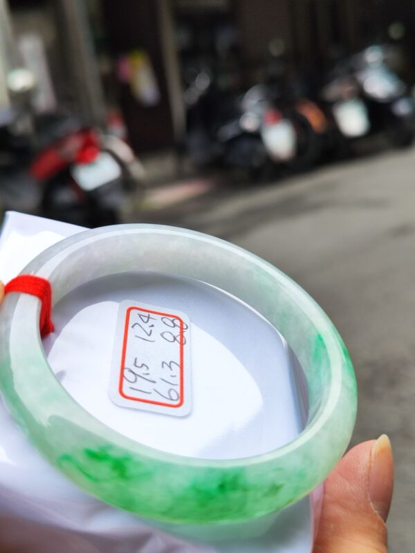 大手圍飄陽綠正圈厚庄手鐲