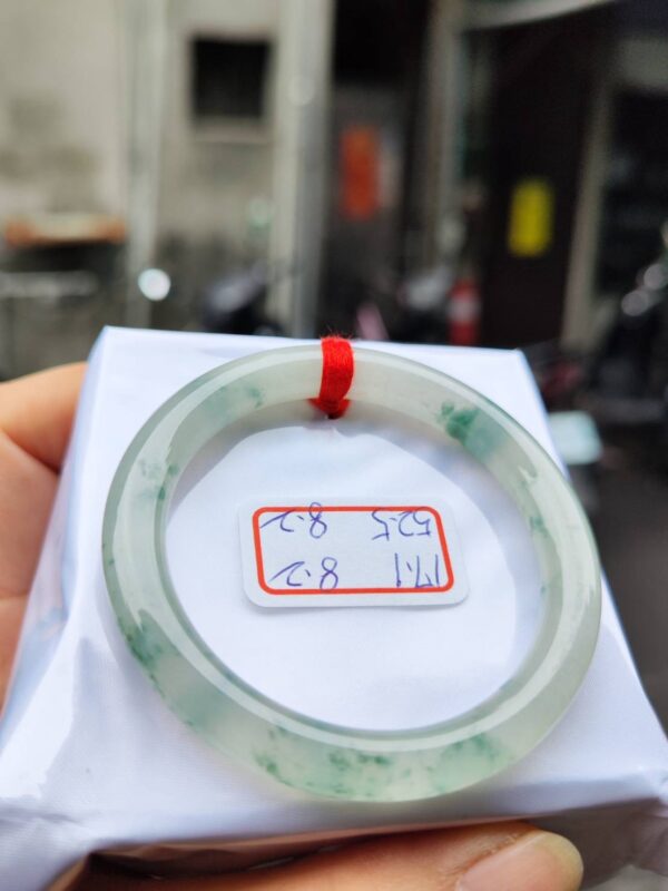頂級放光玻璃種飄花正圈圓骨手鐲