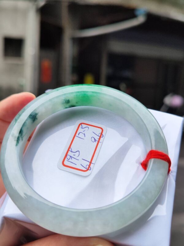 糯冰種飄陽綠正圈超厚庄手鐲