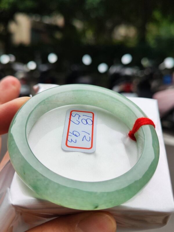 冰種蘋果綠正圈厚庄手鐲