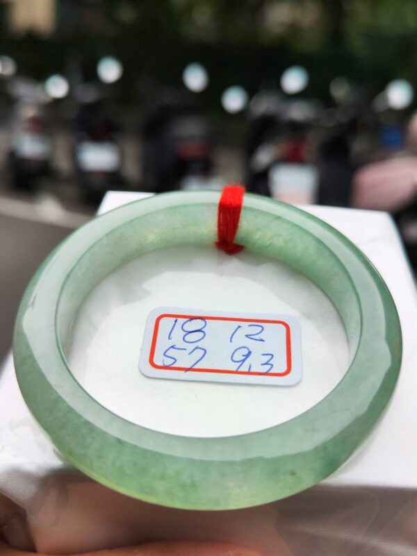 冰種蘋果綠正圈厚庄手鐲