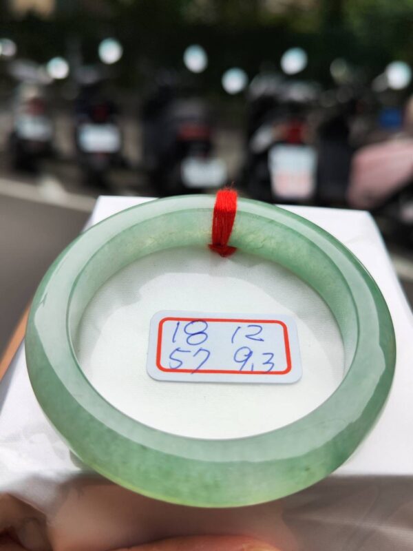 冰種蘋果綠正圈厚庄手鐲