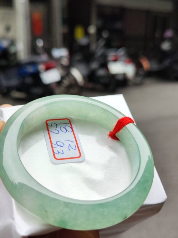 冰種蘋果綠正圈厚庄手鐲