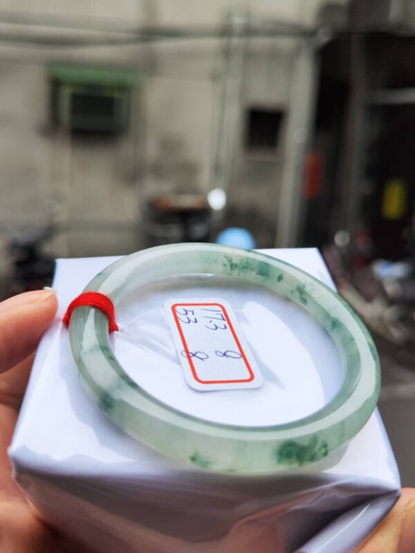 頂級放光玻璃種飄花正圈圓骨手鐲