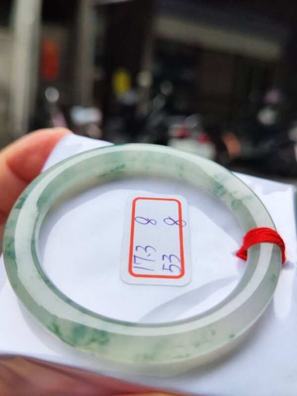 頂級放光玻璃種飄花正圈圓骨手鐲