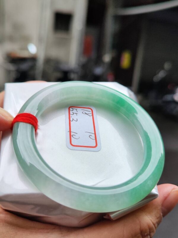 冰種陽綠正圈圓骨手鐲