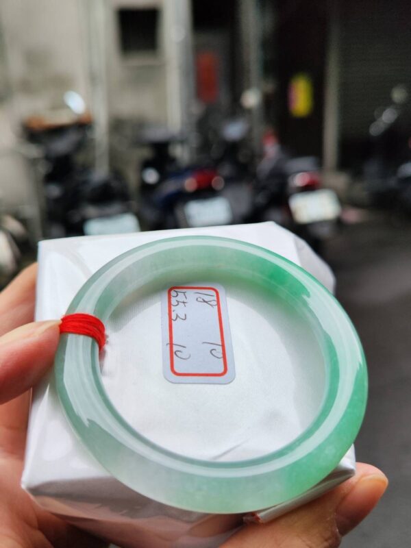 冰種陽綠正圈圓骨手鐲