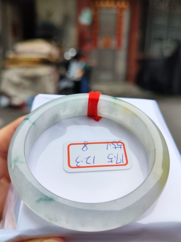 頂級放光玻璃種三彩飄綠花正圈手鐲