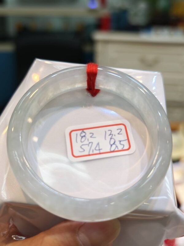 放光玻璃種正圈厚庄手鐲