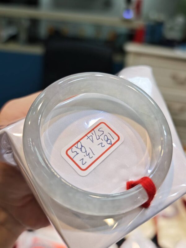 放光玻璃種正圈厚庄手鐲