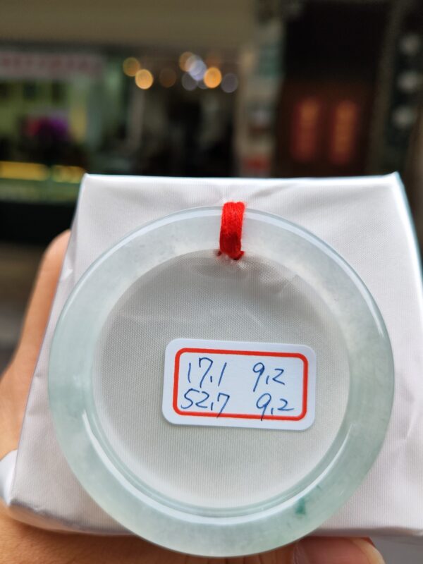 天然緬甸玉A貨 放光玻璃種飄花正圈圓骨手鐲