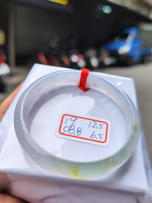 天然緬甸玉A貨 放光玻璃種飄蜜黃正圈手鐲