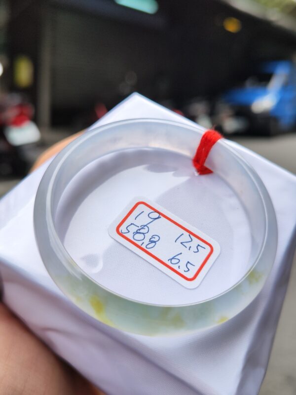 天然緬甸玉A貨 放光玻璃種飄蜜黃正圈手鐲