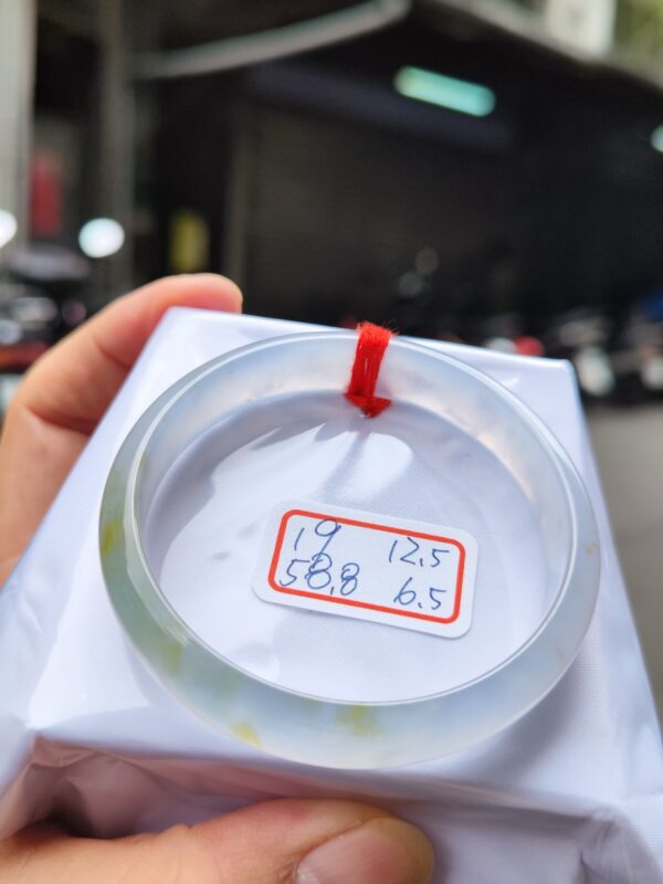 天然緬甸玉A貨 放光玻璃種飄蜜黃正圈手鐲