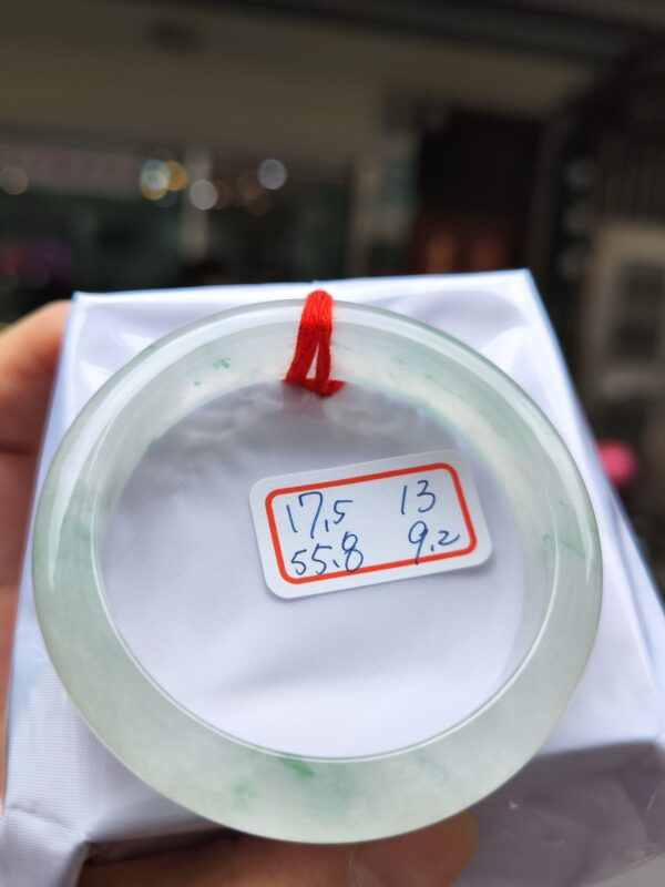 天然緬甸玉A貨 放光玻璃種飄花正圈厚庄手鐲
