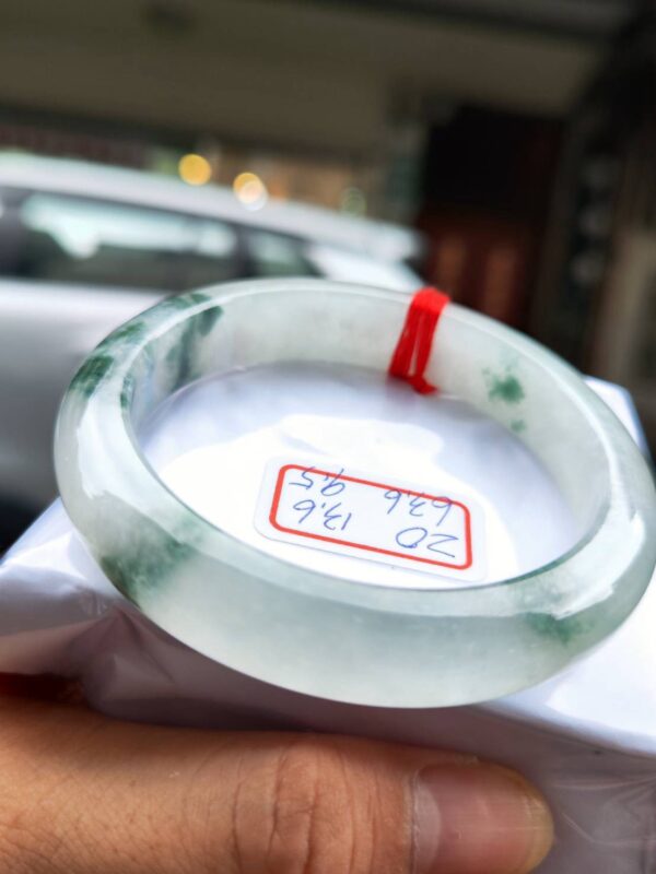 天然緬甸玉A貨 冰玻種厚庄正圈手鐲