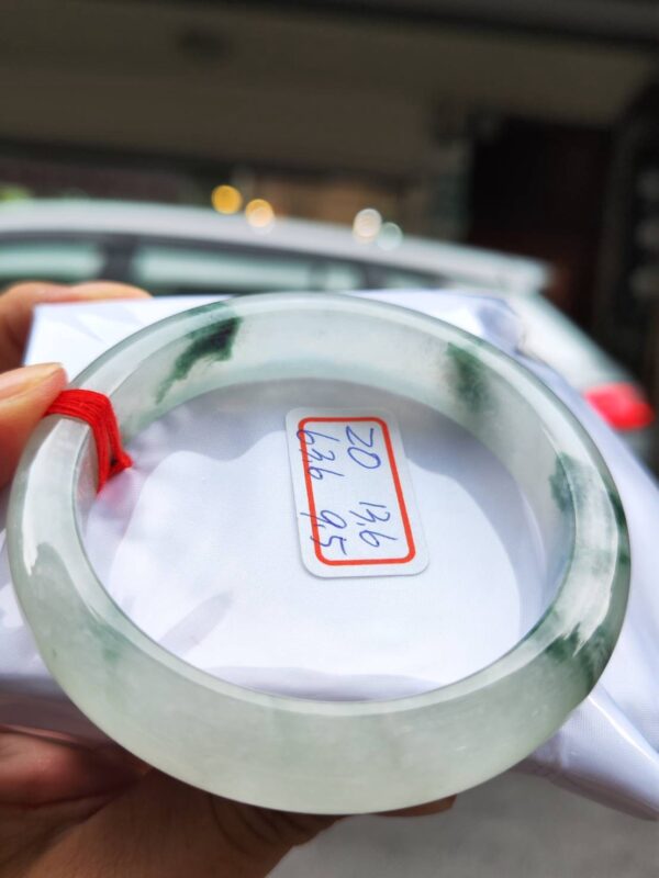 天然緬甸玉A貨 冰玻種厚庄正圈手鐲