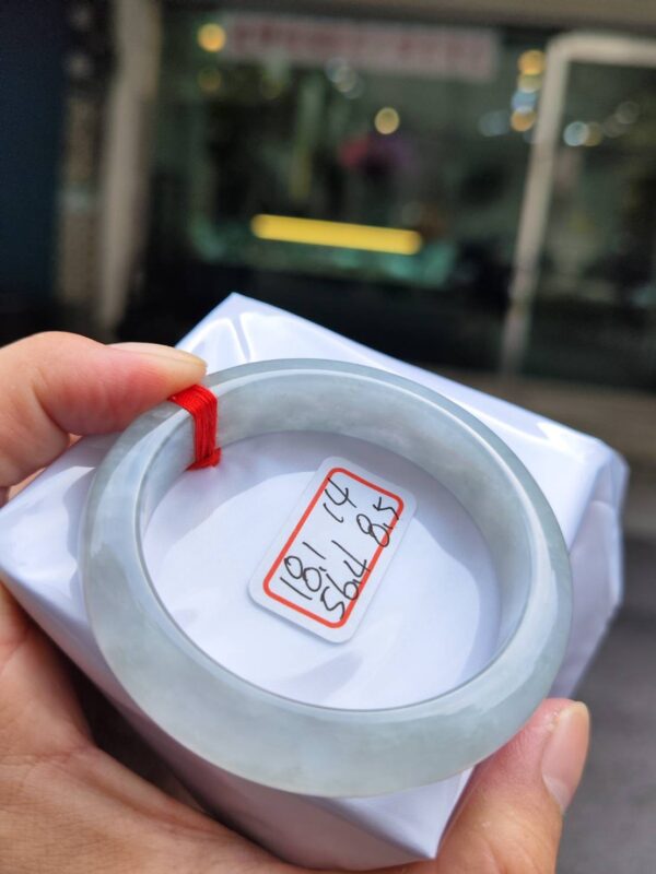 天然緬甸玉A貨 ((冰種))超厚庄正圈手鐲