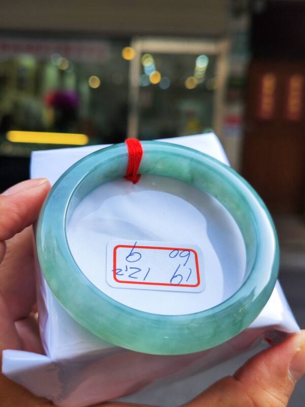 天然緬甸玉A貨 老坑冰種晴底正圈手鐲
