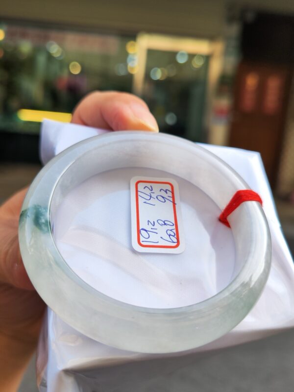天然緬甸玉A貨 冰玻種厚庄正圈手鐲