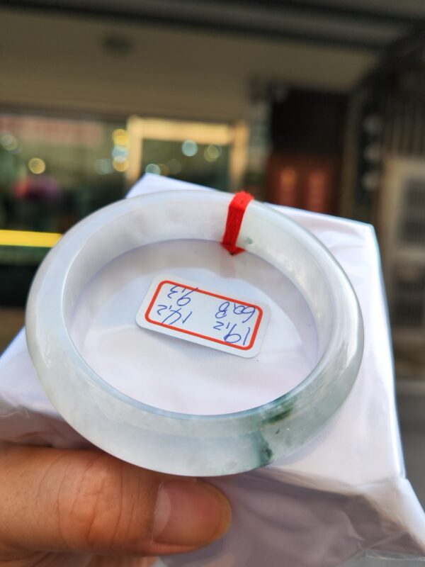 天然緬甸玉A貨 冰玻種厚庄正圈手鐲