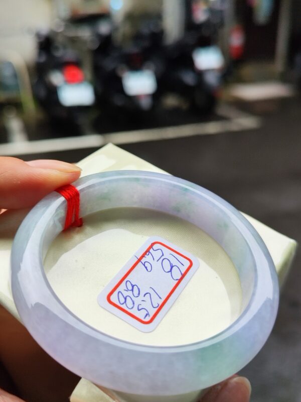 天然緬甸玉A貨  冰種紫羅蘭春彩正圈厚庄手鐲