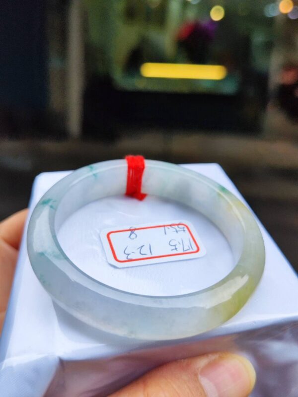 天然緬甸玉A貨 放光玻璃種飄蜜黃正圈厚庄手鐲