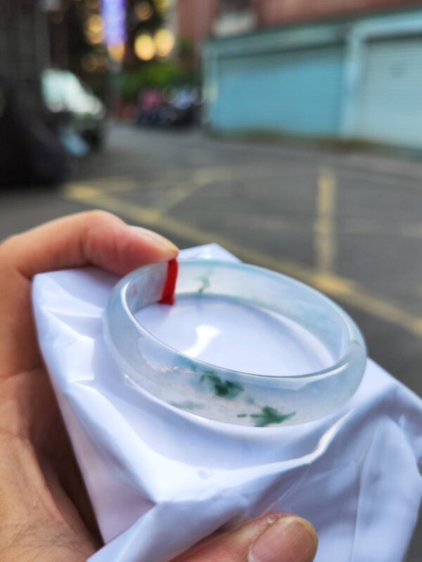 天然緬甸玉A貨 木拿頂級放光玻璃種飄花正圈手鐲