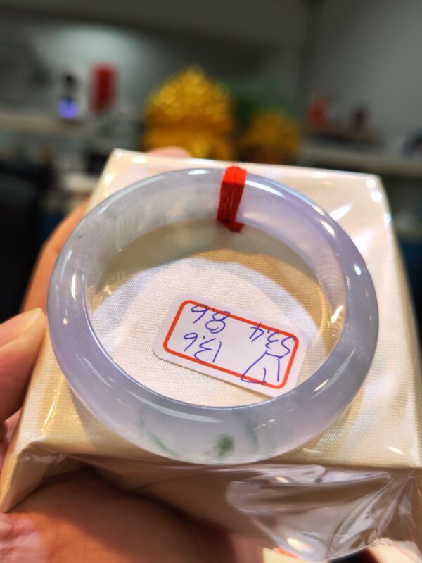 天然緬甸玉A貨 放光玻璃種紫羅蘭飄花正圈厚庄手鐲