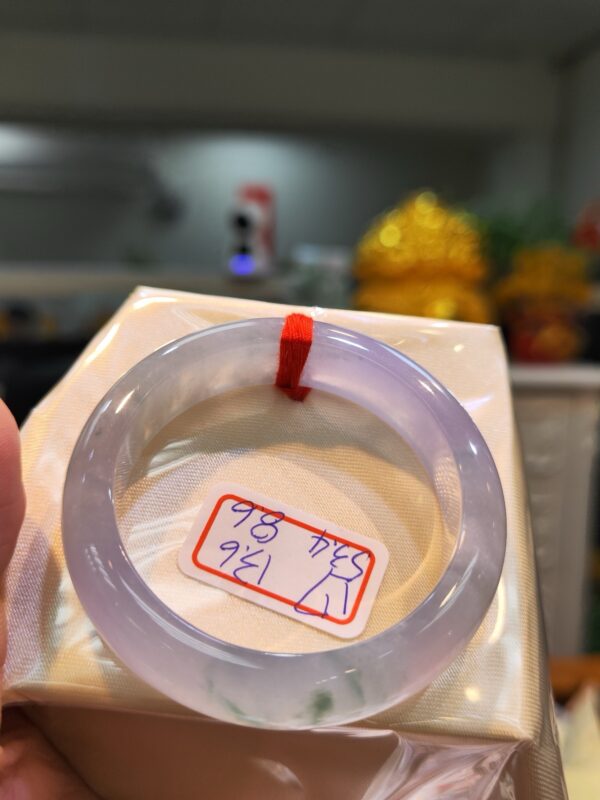 天然緬甸玉A貨 放光玻璃種紫羅蘭飄花正圈厚庄手鐲