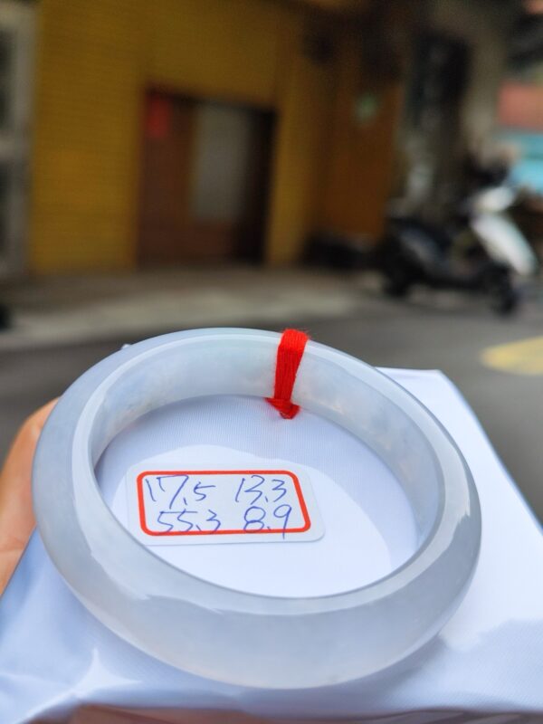 天然緬甸玉A貨 (( 玻璃種))白月光正圈超厚庄手鐲