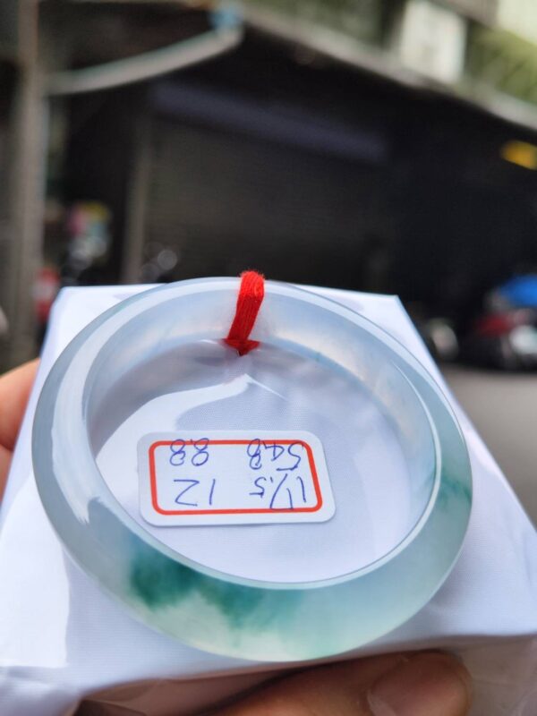 天然緬甸玉A貨 放光玻璃種飄花厚庄正圈手鐲