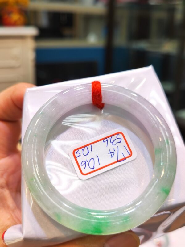天然緬甸玉A貨 冰種淡紫春彩正圈圓骨手鐲