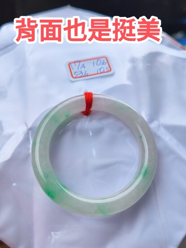 天然緬甸玉A貨 冰種淡紫春彩正圈圓骨手鐲
