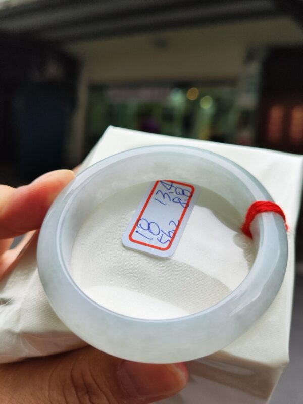 天然緬甸玉A貨 ((冰種))超厚庄正圈手鐲