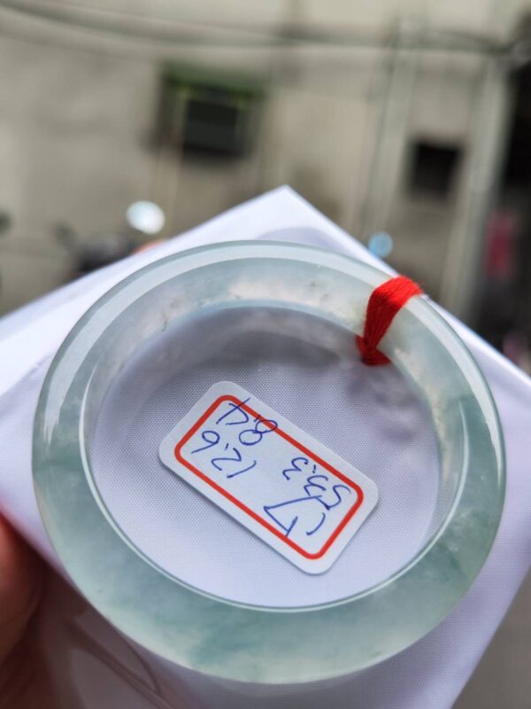 天然緬甸玉A貨 放光玻璃種飄花厚庄正圈手鐲
